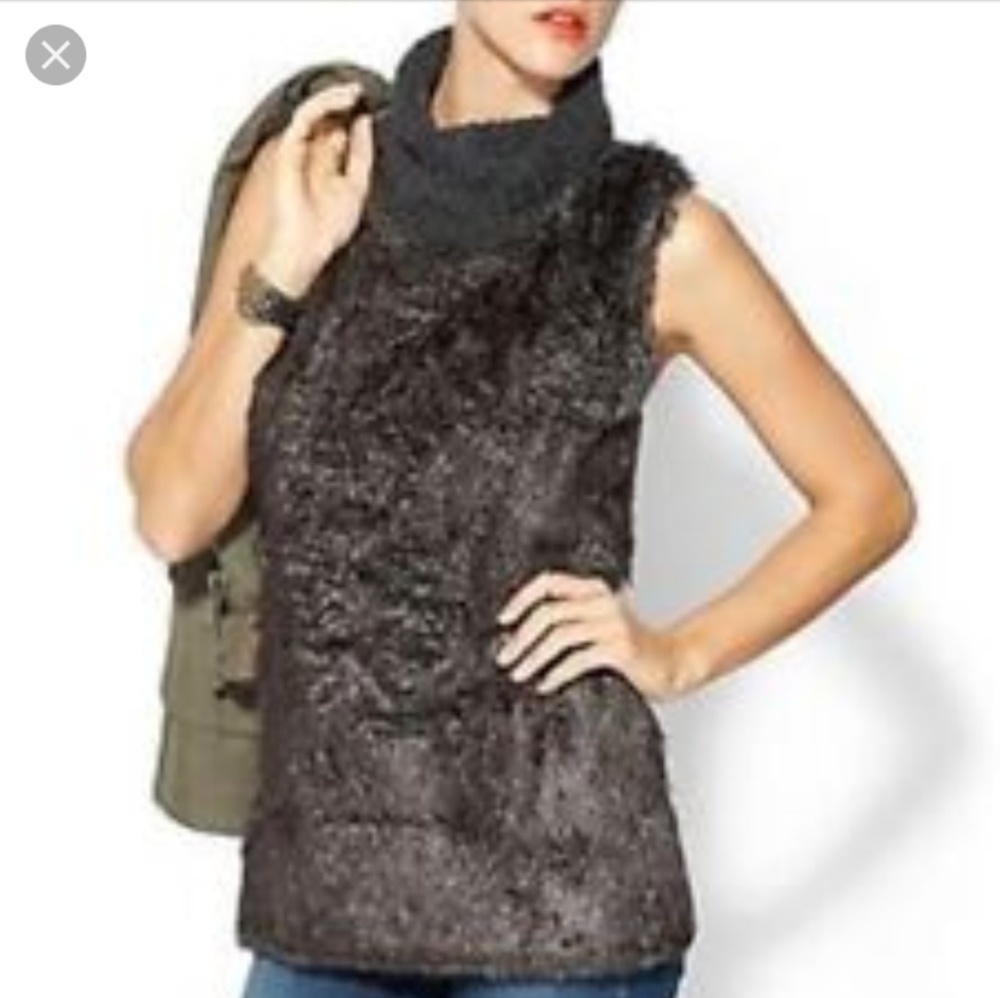 | pim + larkin | faux fur sleeveless turtleneck
